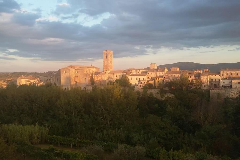 Appartamento Il Poggino Colle Val D'Elsa Kültér fotó